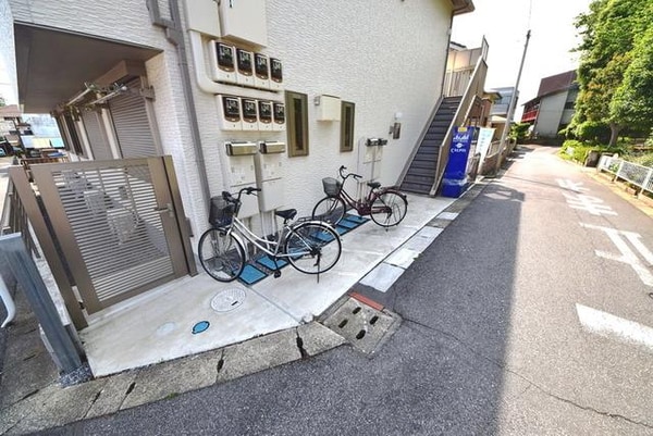 共有部分(自転車置き場)