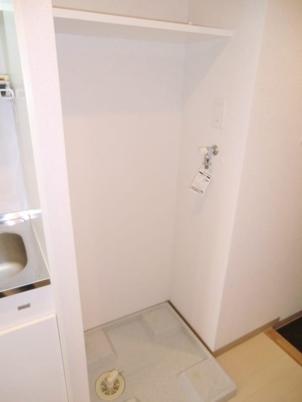 設備(室内洗濯機置場)