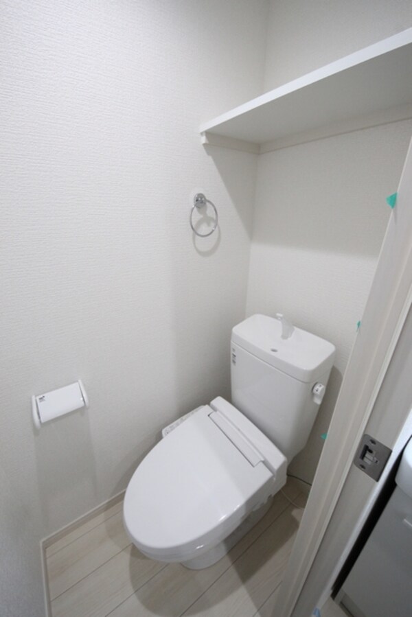 トイレ(洗浄付き暖房便座)