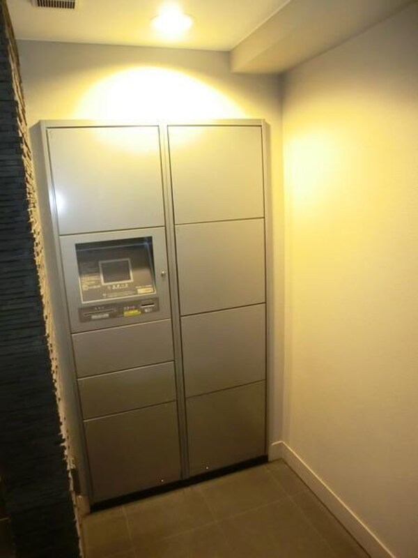 共有部分(便利な宅配BOXあり)