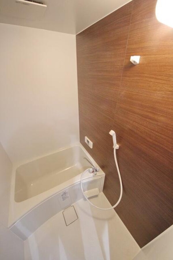 バス／シャワールーム等(バスルーム)