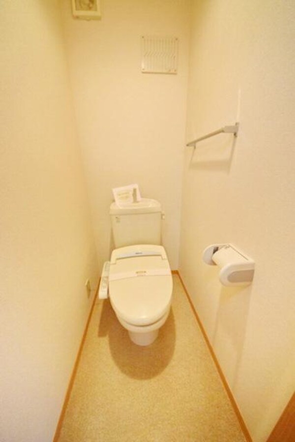トイレ(洗浄便座です)