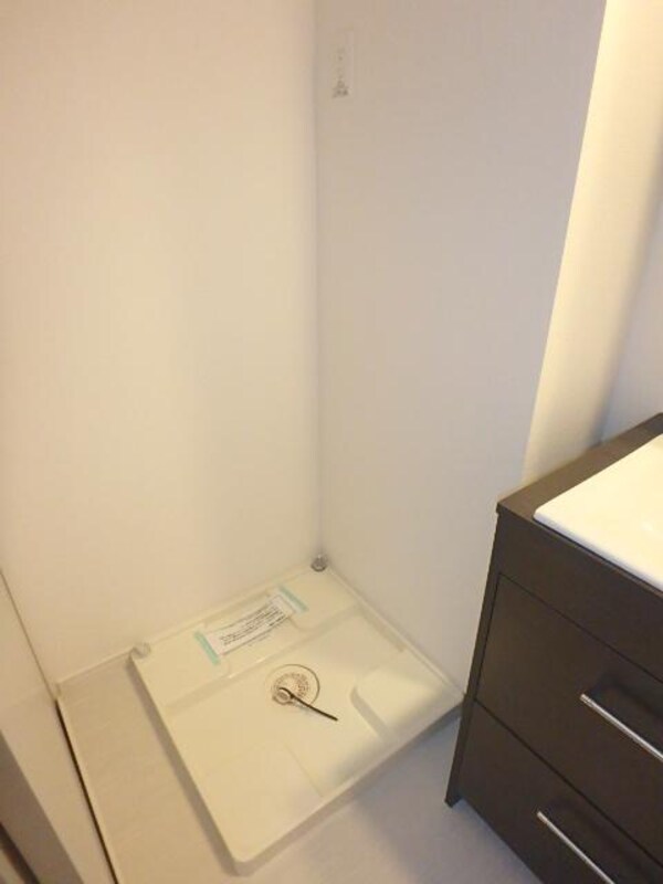 設備(室内洗濯機置場)