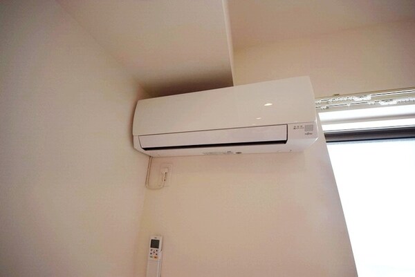 設備(エアコン付き)