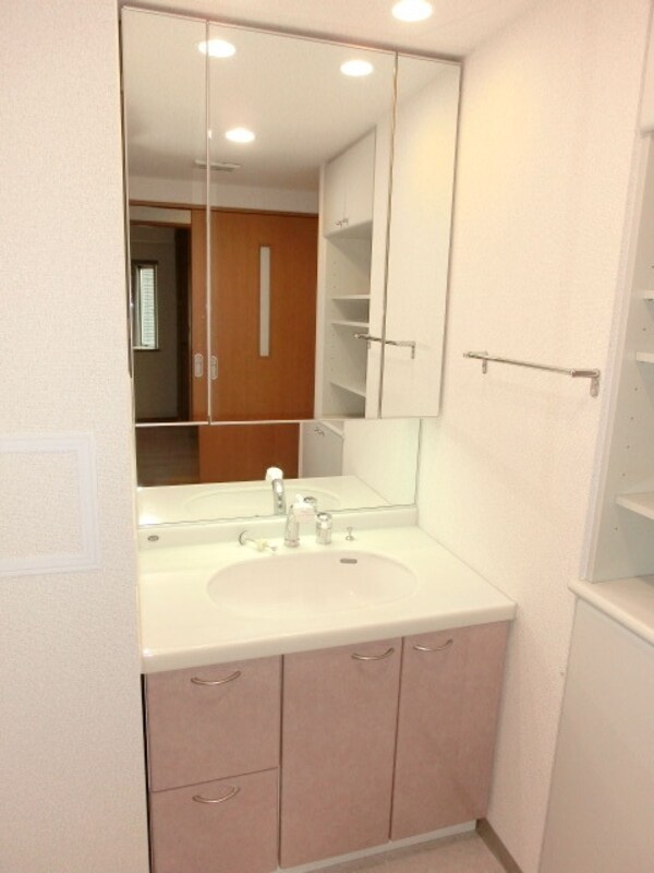 洗面(ワイドな洗面台)