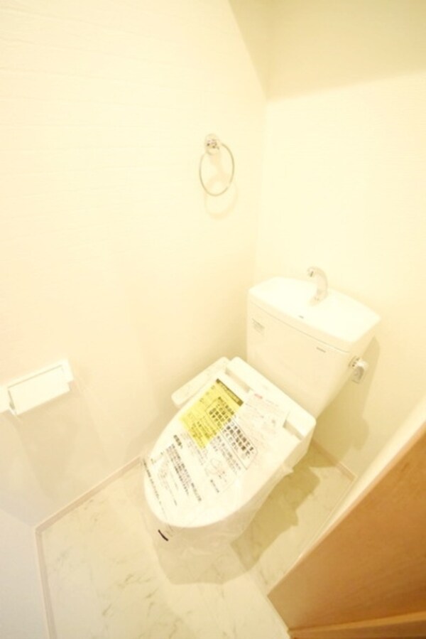 トイレ(温水洗浄便座)