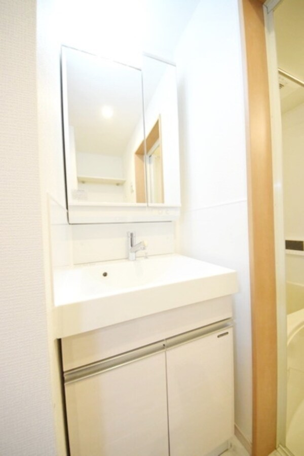 洗面(独立洗面台です)