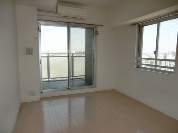 リビング・居室(二面採光)