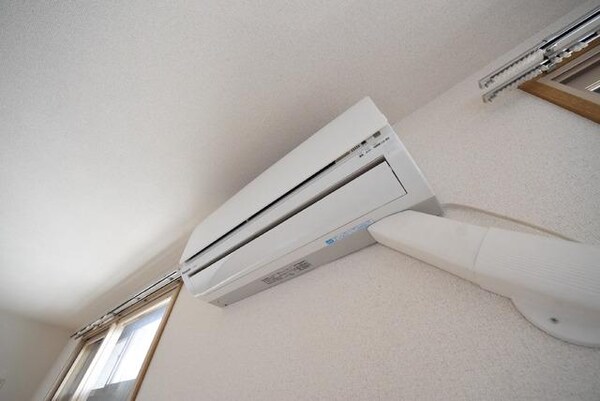 設備(エアコン完備)