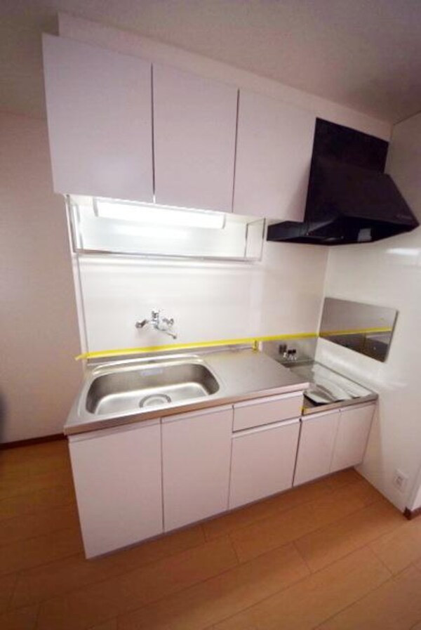 キッチン(ガスコンロ設置可)