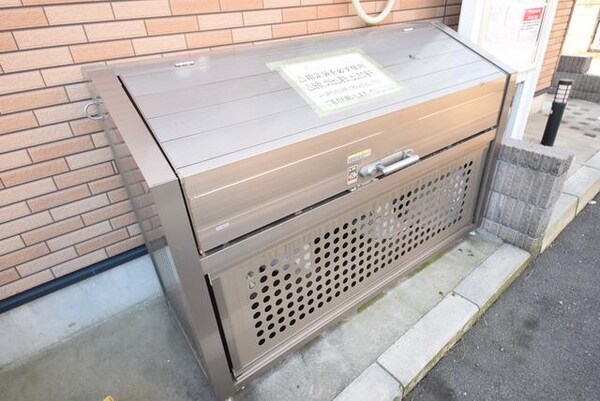 共有部分(敷地内ゴミ置き場)