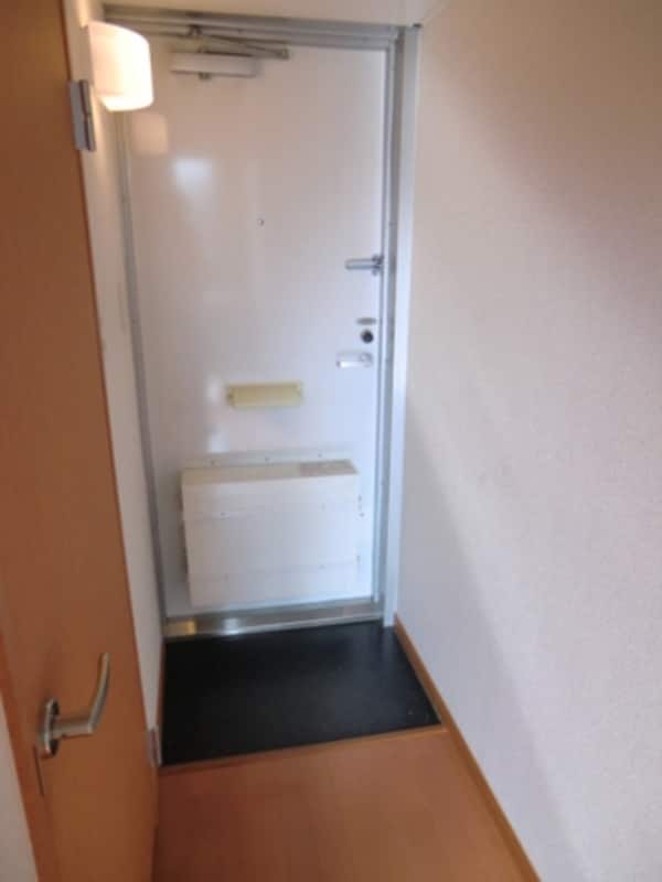玄関(シューズＢＯＸ有)