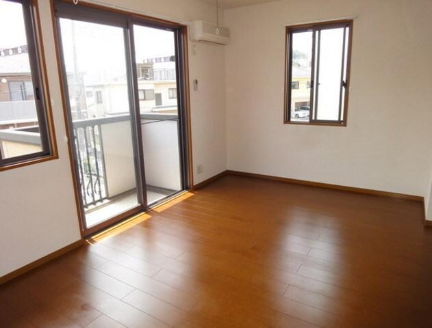 物件内観写真3　(※別号室参考写真です)