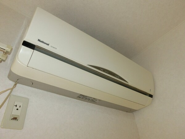 設備(居室にエアコンあります)