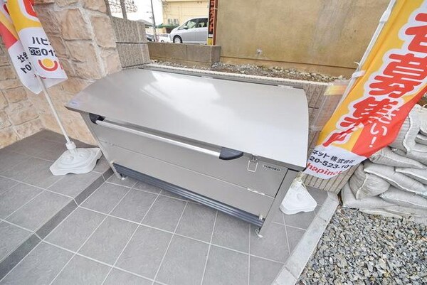 その他(敷地内のゴミステーション)