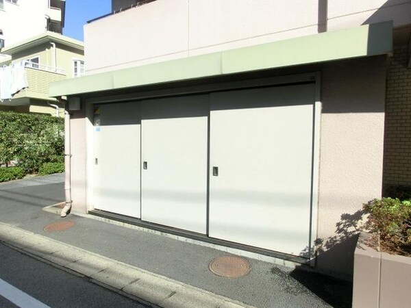 その他(敷地内のゴミステーション)