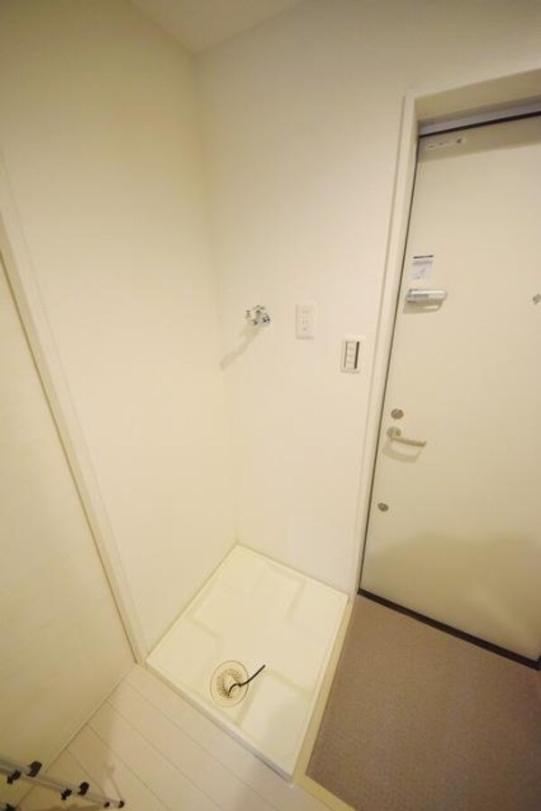 設備(室内洗濯機置場)