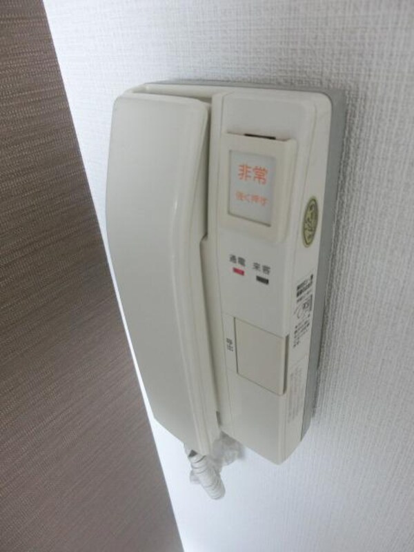 設備(インターホン完備　※モデルルームの写真です)