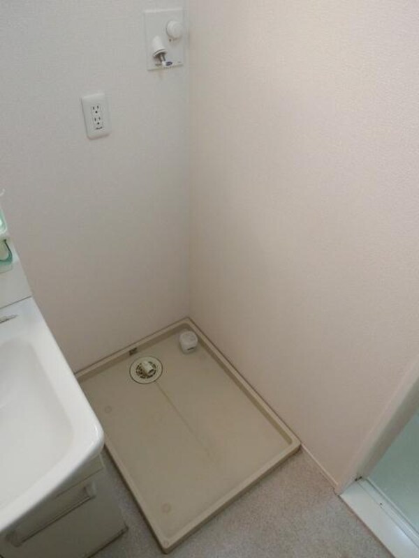 設備(室内洗濯機置場)