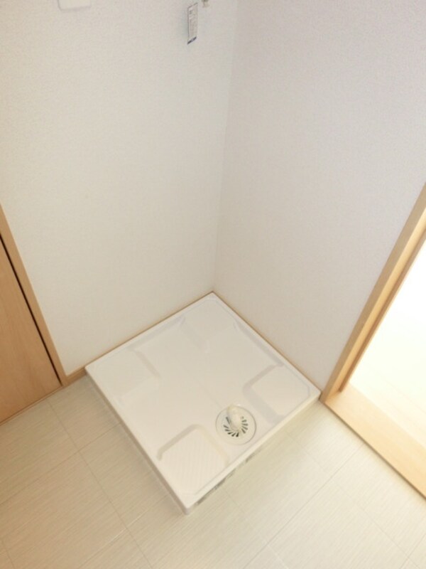 その他(室内洗濯機置場)
