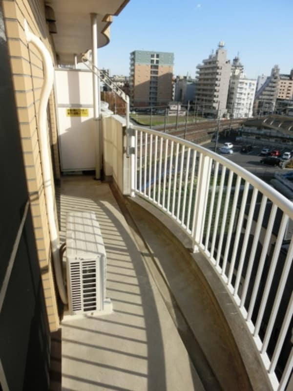 バルコニー(同建物同タイプ住戸参考写真です)