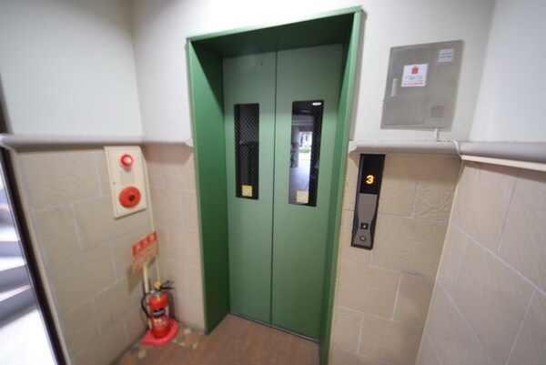 その他(エレベーター完備)
