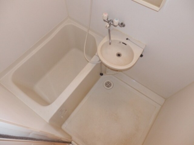 物件内観写真8　(バスルーム)