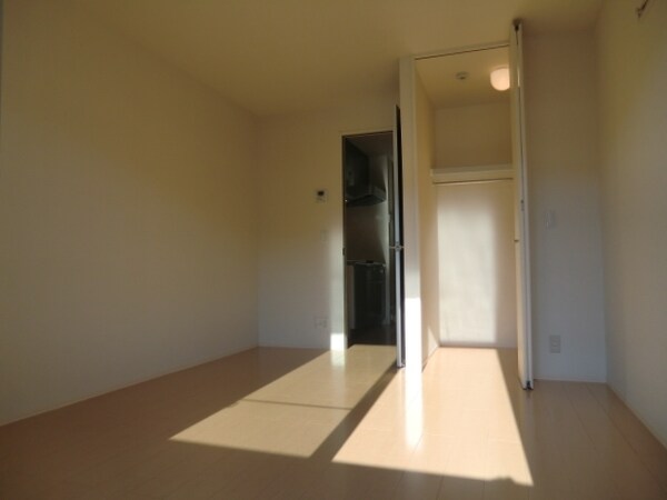 リビング・居室(収納付の洋室)