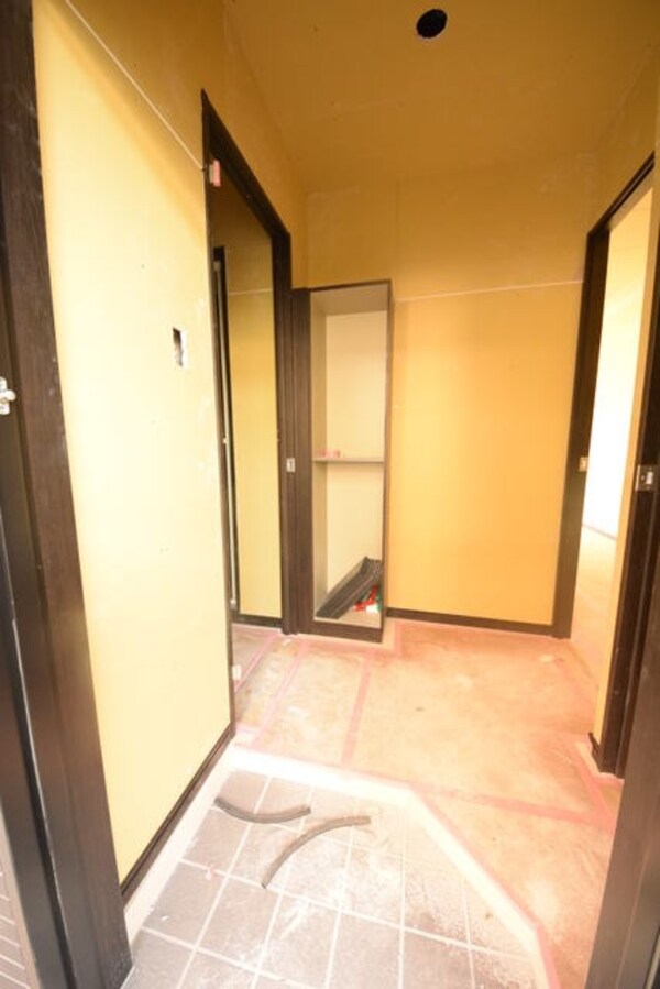 玄関(※建築時の写真です)