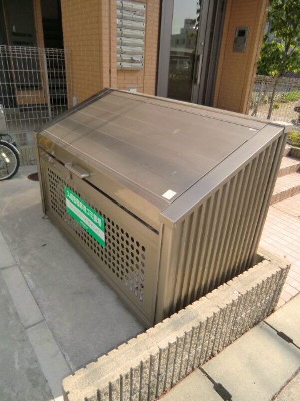 共有部分(敷地内ゴミ置場)