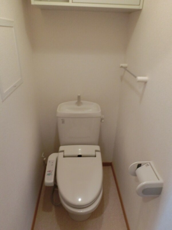 トイレ(ウォシュレットついてます。)