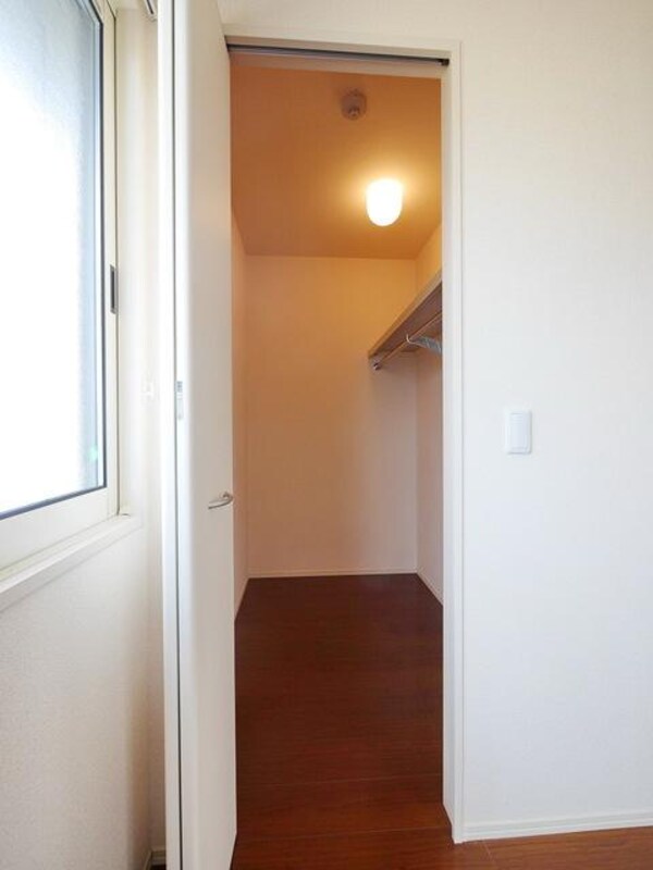 収納(※別号室参考写真です)