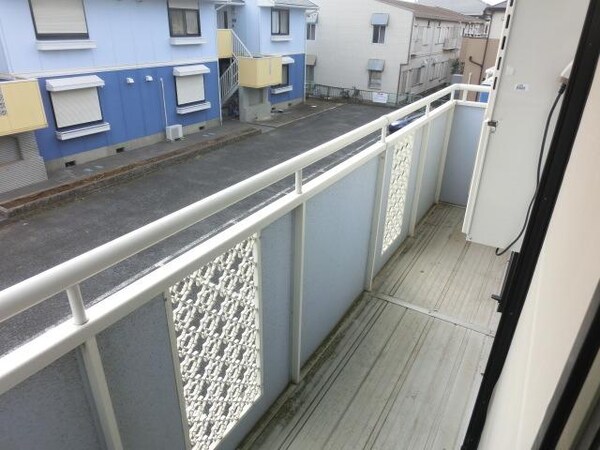 バルコニー(※別号室参考写真です)