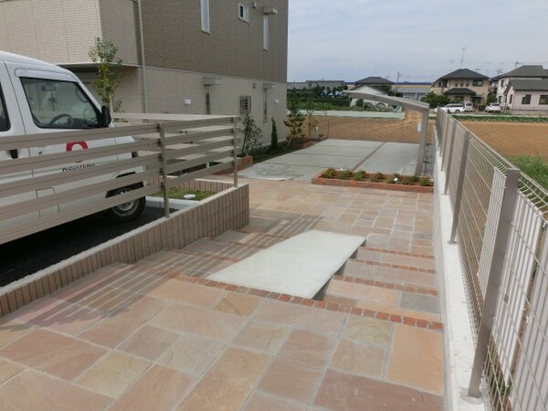 共有部分(屋根付きの駐輪場)