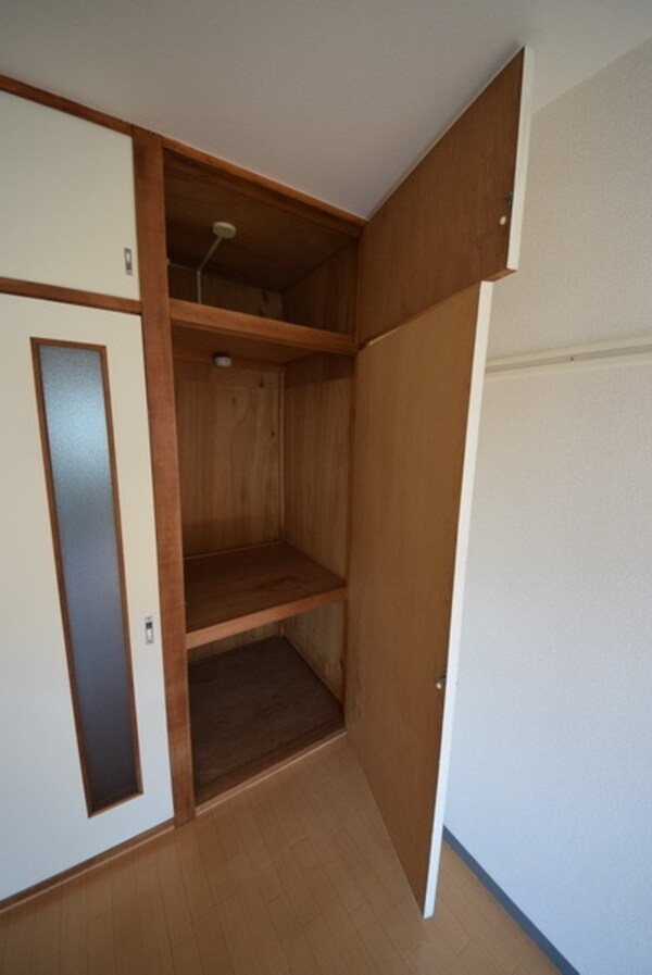 収納(※同タイプ住戸参考写真　現況優先)