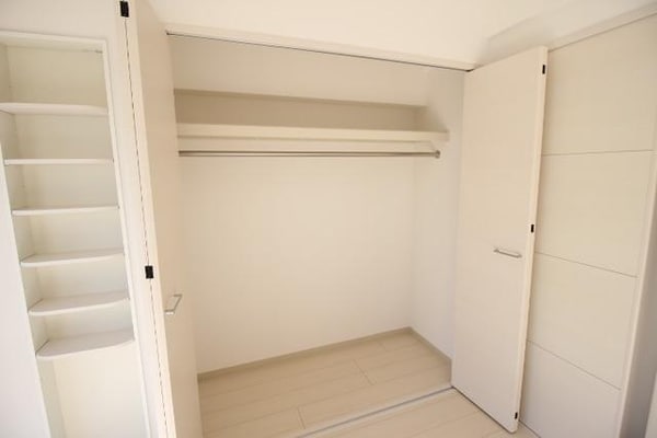 収納(このほかにもう一つ大きなクローゼットあり)