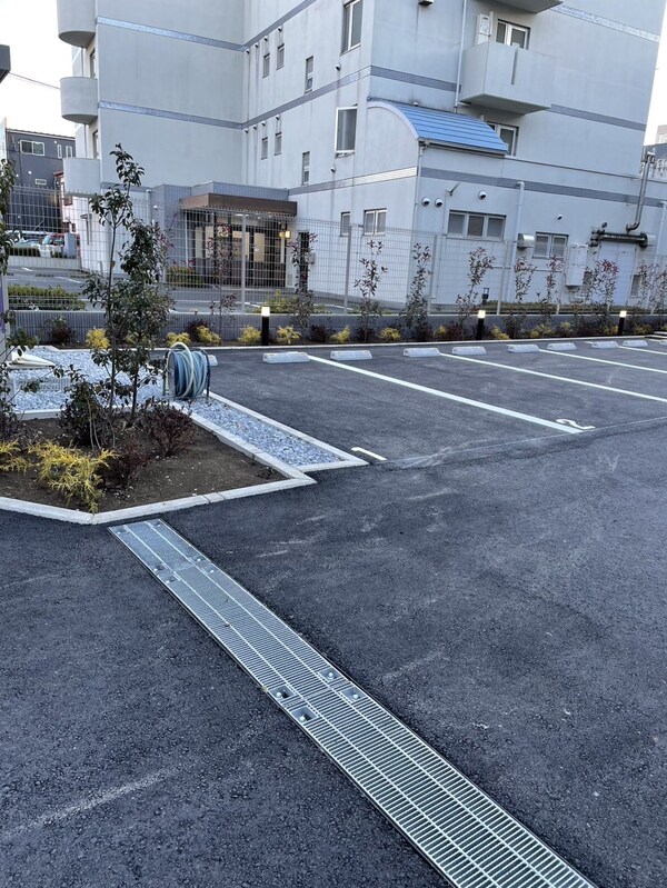 駐車場(駐車場)