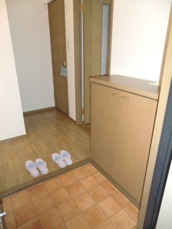 玄関(シューズボックス)