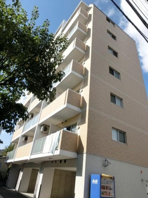 外観(オートロックエントランスの綺麗なマンション。)