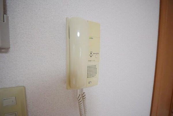 セキュリティ(インターホン付です)
