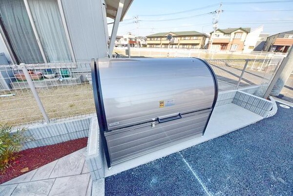 共有部分(敷地内入居者専用ゴミ置き場)