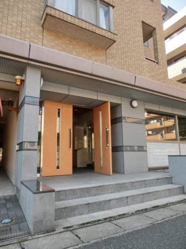 エントランス(エントランス入口)