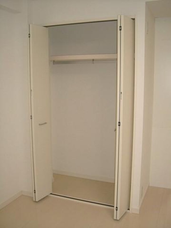 設備(クローゼット)