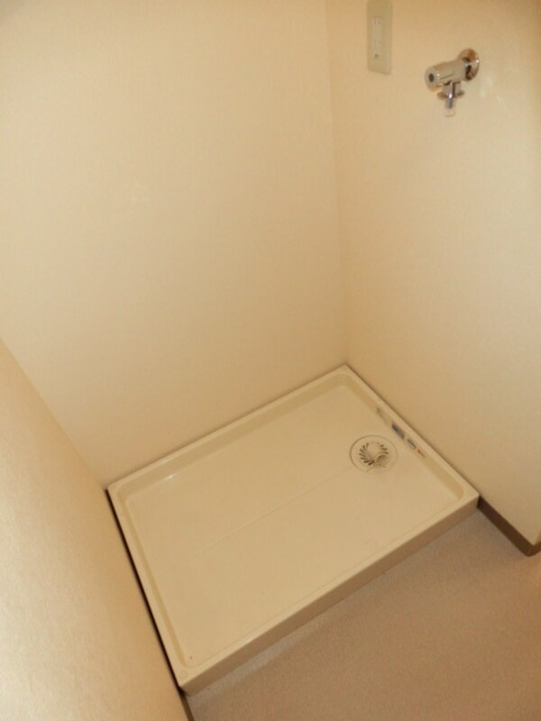 設備(室内洗濯機置場)