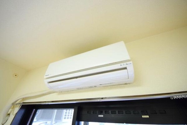 設備(エアコン完備)