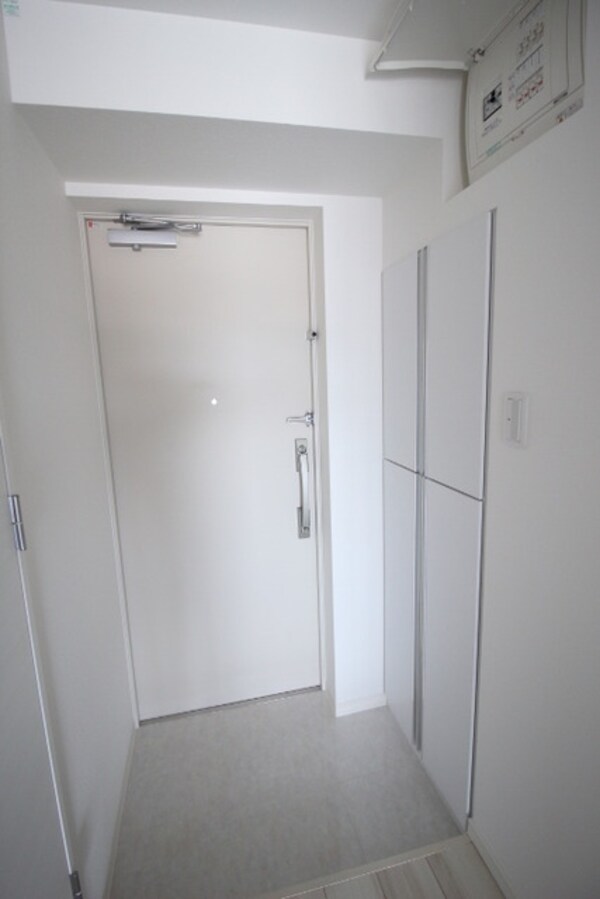 玄関(しっかりシューズボックスも完備)