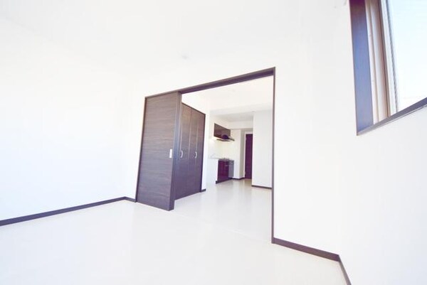 その他室内・内装(人気のホワイトフローリング)