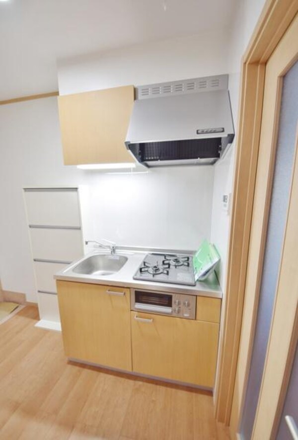 キッチン(ガス２口のシステムキッチン)