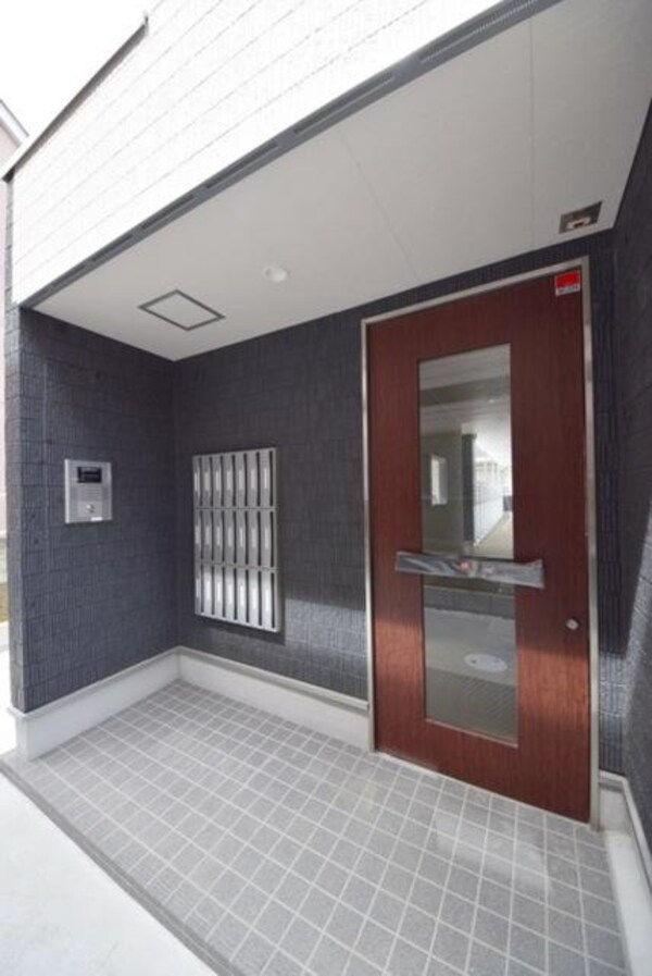 エントランス(オートロック付)