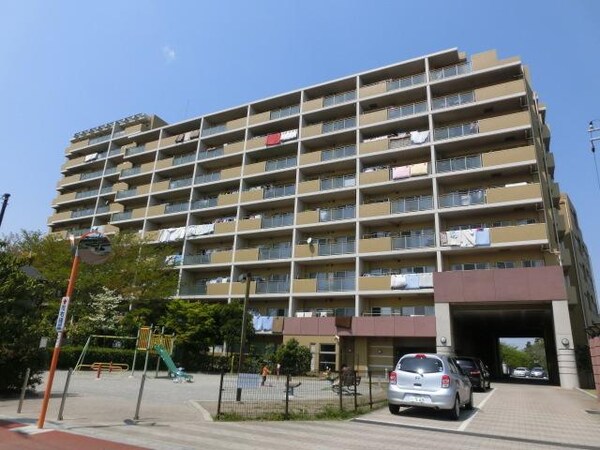 外観(分譲タイプのマンションです)